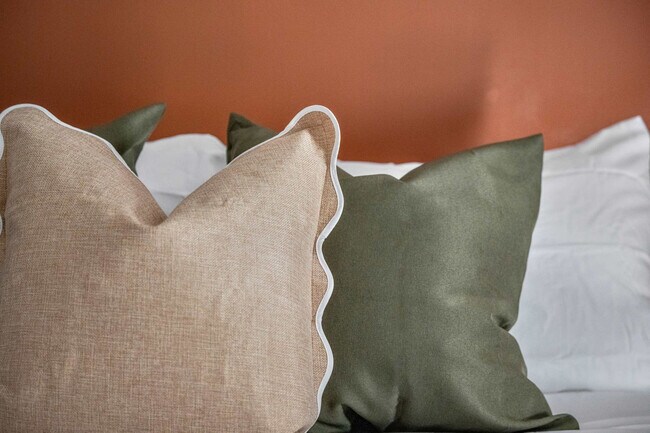 Building Photo - 52 Church St