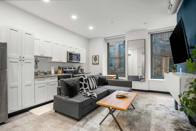 Primary Photo - 209 9th St