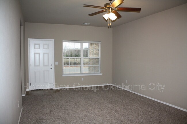Building Photo - 13121 Beekman Dr