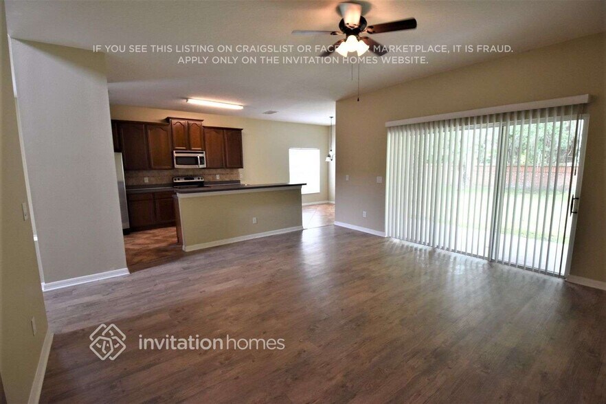 Building Photo - 16526 Deer Chase Loop