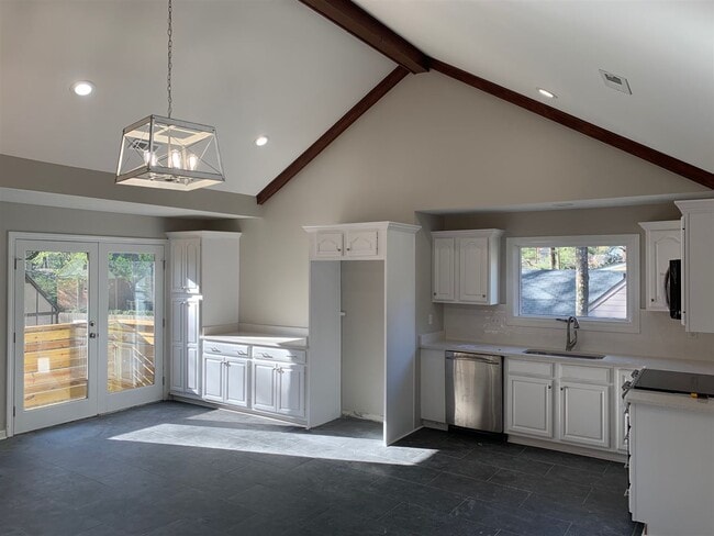Building Photo - 2491 Turpins Glen Dr