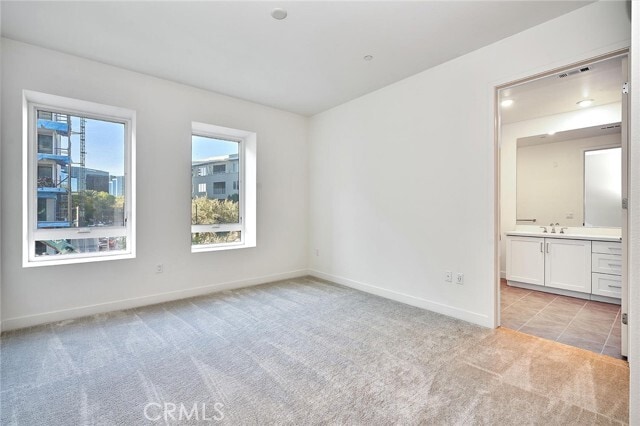 Building Photo - 3201 Rivington