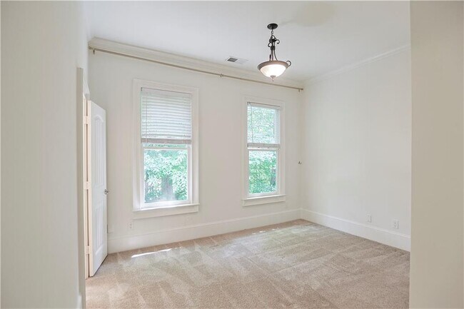 Building Photo - 1296 Lenox Park Blvd NE