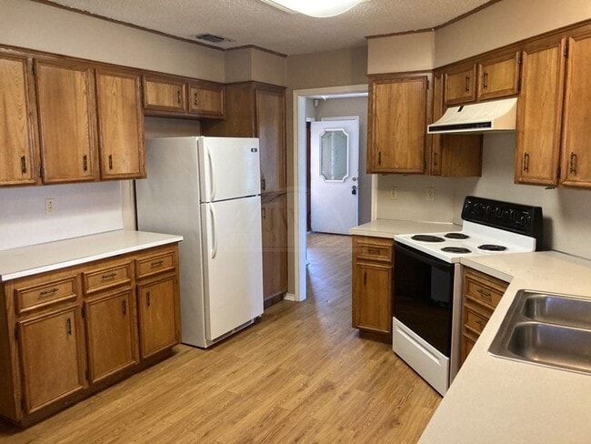 Building Photo - 2707 Sidewinder Dr