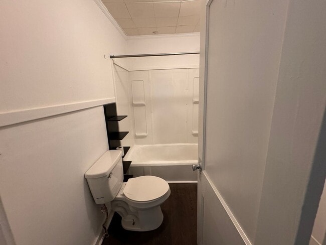 Building Photo - 3 Bedroom 1 Bath House in Columbia!