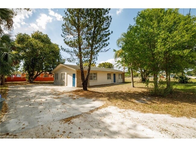 Building Photo - 2510 Ben St