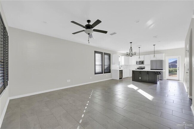 Building Photo - 20 N 33rd St