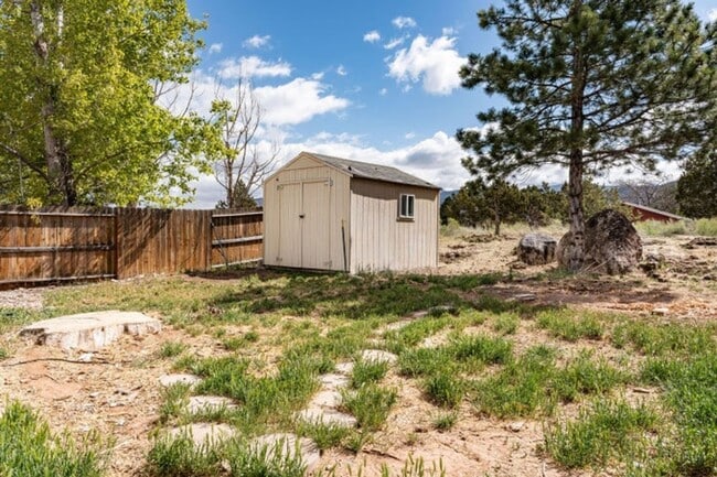 Building Photo - 1175 S 860 W