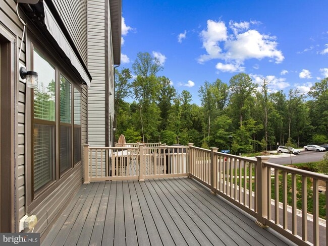 Building Photo - 305 Backwater Wy