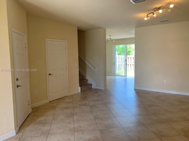 Building Photo - 11369 NW 87th Ln