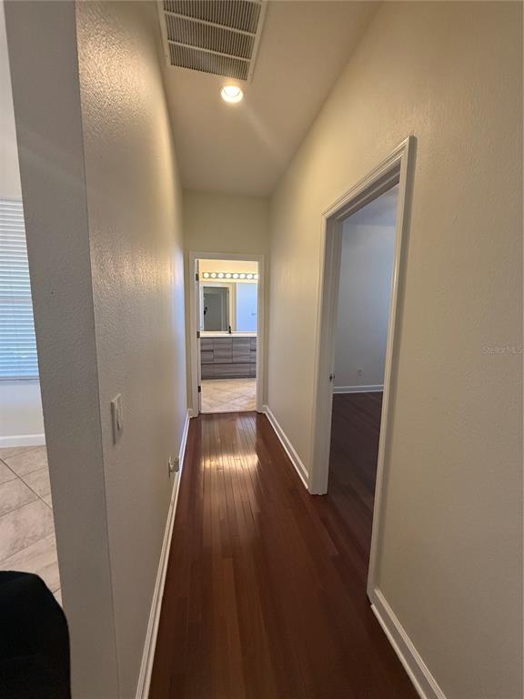 Building Photo - 10029 Chardonnay Dr