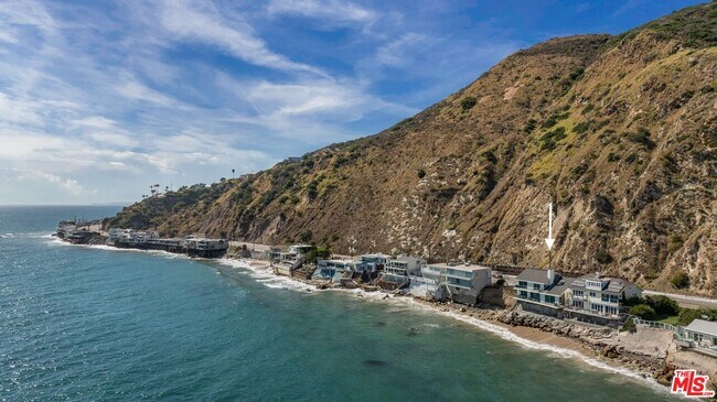 Building Photo - 19640 Pacific Coast Hwy