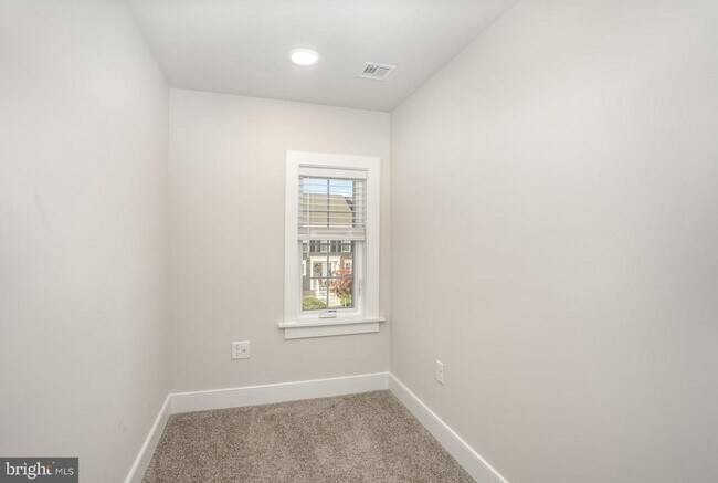 Building Photo - 3119 Herr St