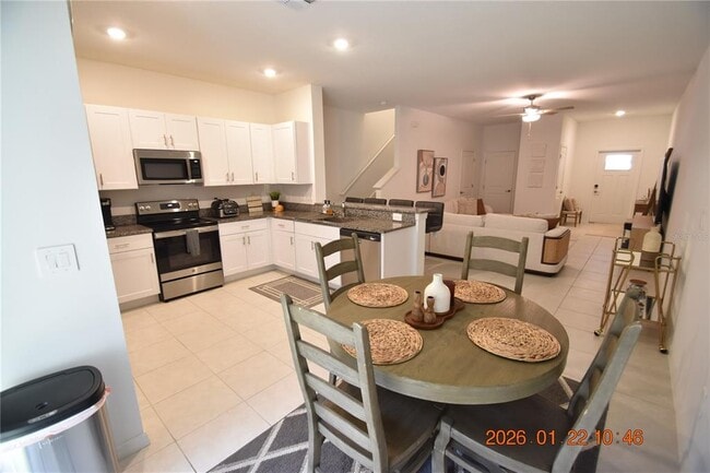 Building Photo - 10296 Trumpet Honeysuckle Wy