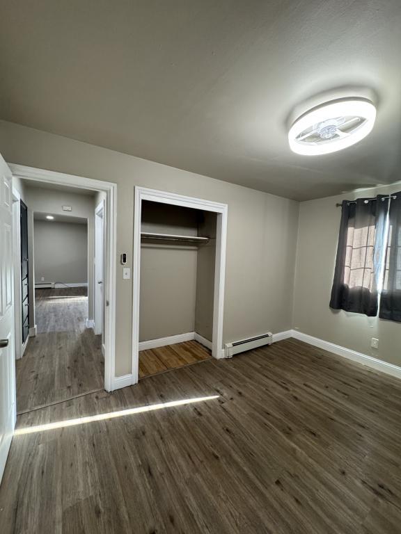 Building Photo - 1934 Crest St