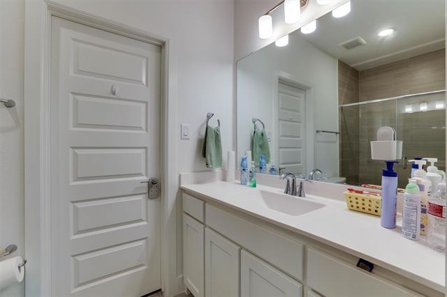 Building Photo - 8044 Zeppos Dr.