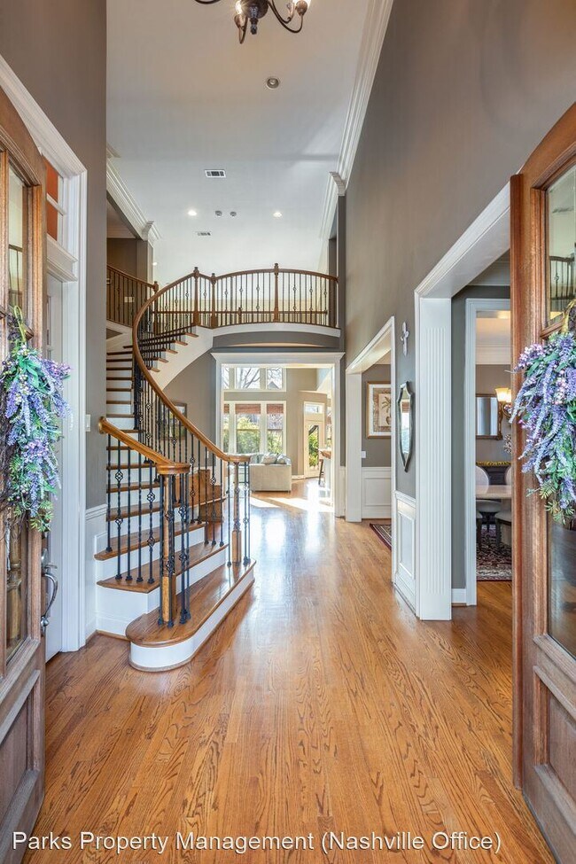 Building Photo - 5 br, 5 bath House - 103 Hurstbourne Park ...