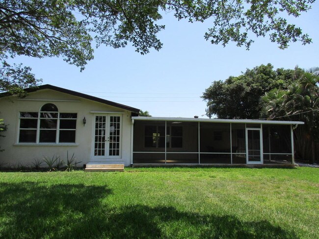 Building Photo - 4449 NW 2nd Avenue