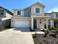 Building Photo - Beautiful Home Close to Sports Park