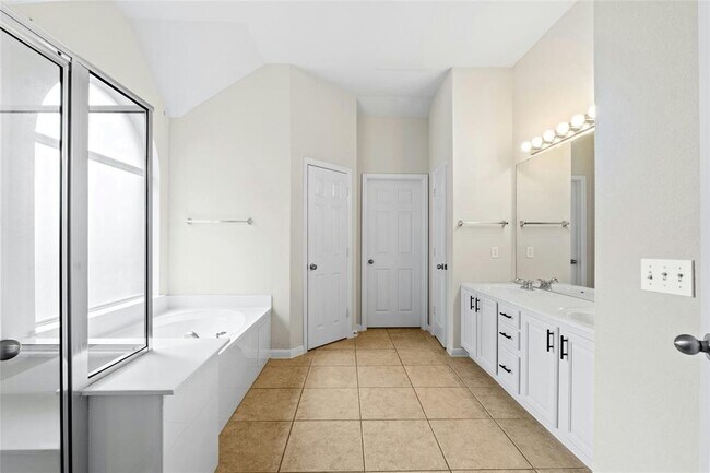 Building Photo - 2509 Salorn Way