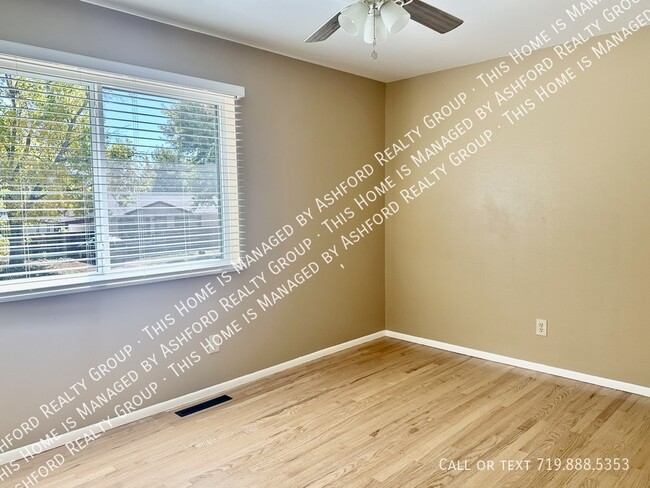 Building Photo - 3712 Windflower Cir