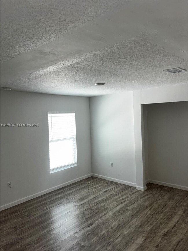 Building Photo - 2650 Degroodt Rd SW