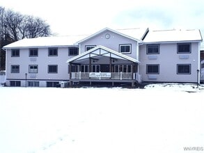 Building Photo - 400 Ohio St