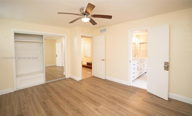 Building Photo - 5613 Pierce St