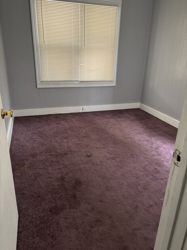 Building Photo - 146 Exchange St SE