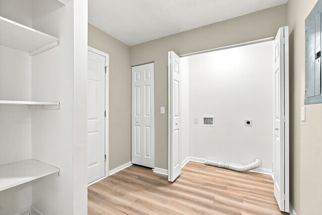 Building Photo - 7218 Zapata Dr