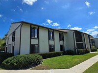Building Photo - 2733 SW Matheson Ave