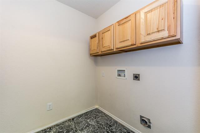 Building Photo - 8709 Stonebriar Ln