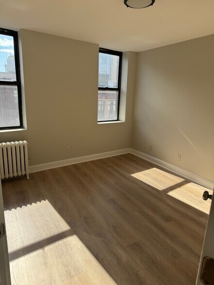 Building Photo - 92 Endicott St