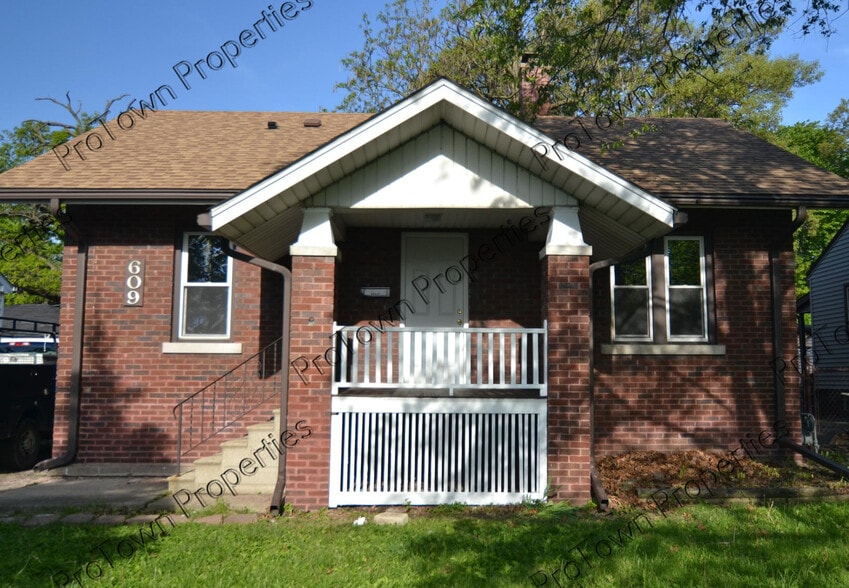 Primary Photo - 609 Ida St