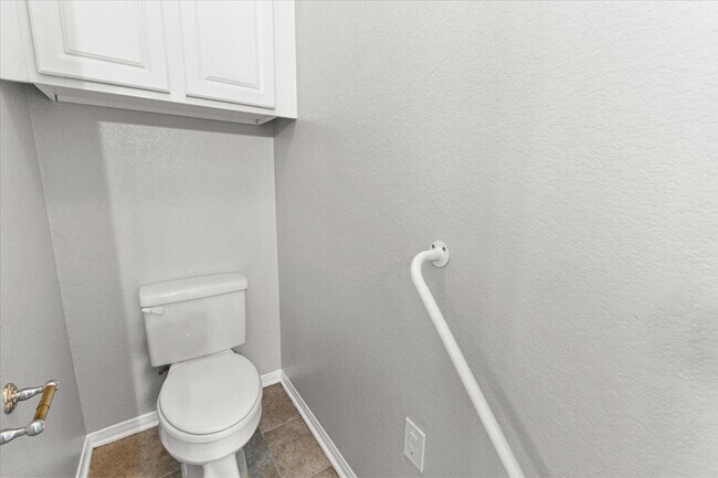 Building Photo - 2222 Keeran Point Ct