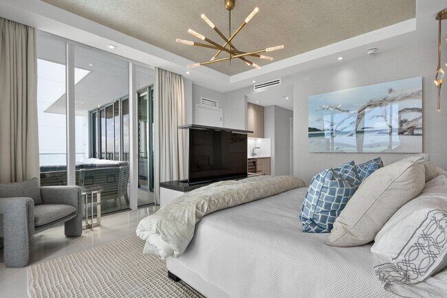 Building Photo - 3100 N Ocean Dr