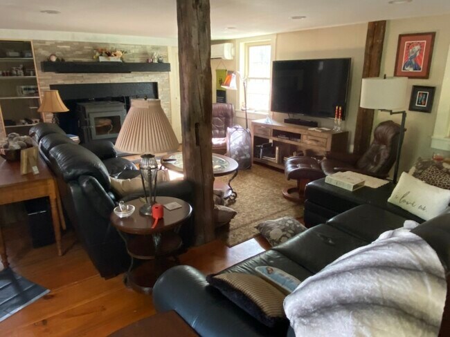 Living Room - 60 Highland St