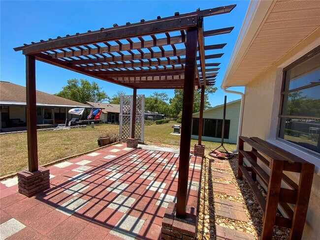 Building Photo - 8992 Hernando Way