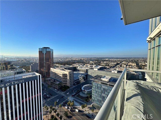 Building Photo - 400 W Ocean Blvd