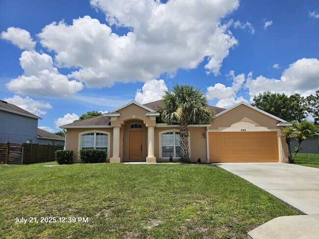 Building Photo - 2182 SW Idaho Ln
