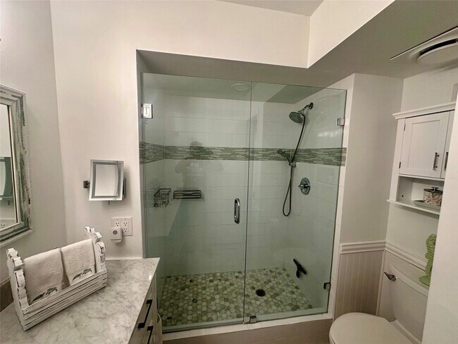 Building Photo - 1500 N Ocean Blvd