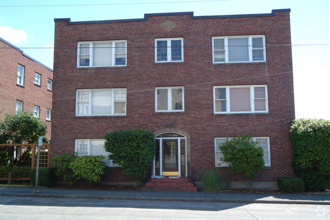Building Photo - Oregonian Apartments