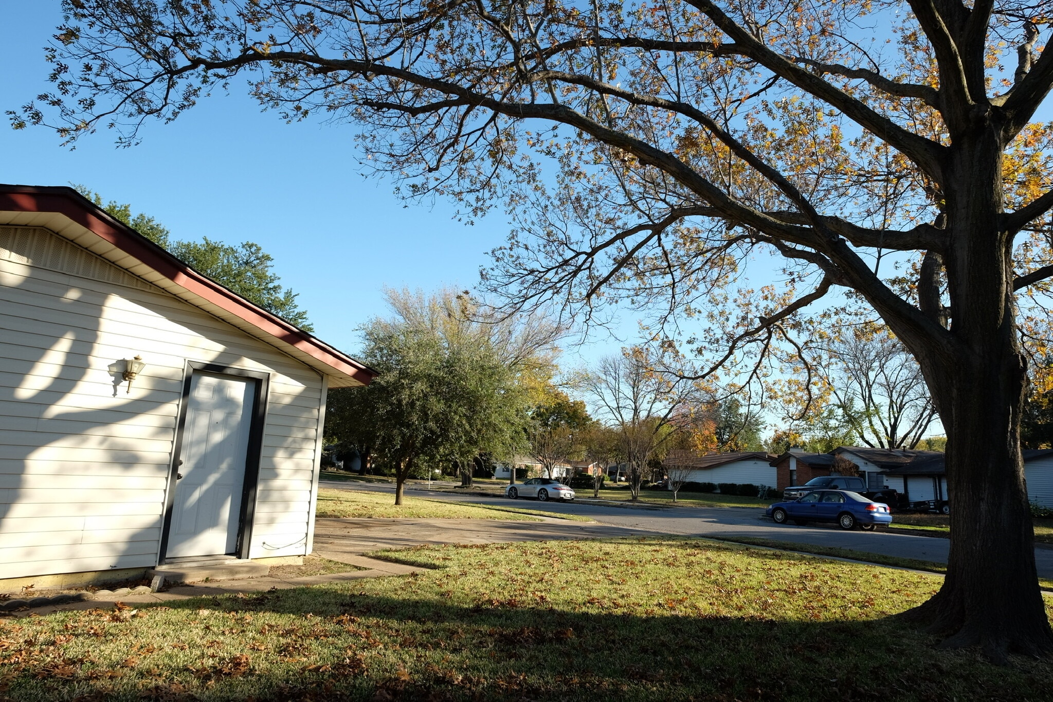 Building Photo - 3401 Princeton Dr