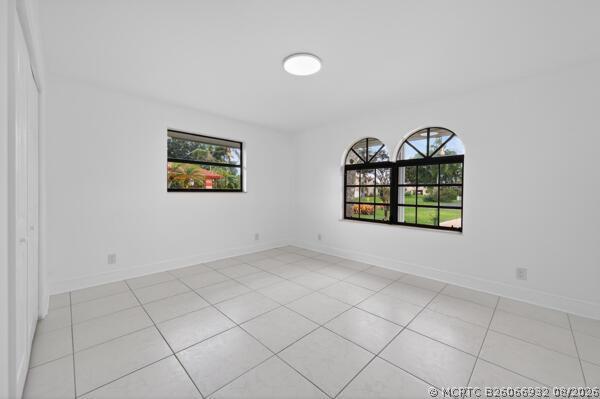 Building Photo - 5510 Castlegate Ave