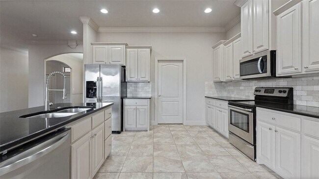 Building Photo - 4200 SW Cornerstone Rd