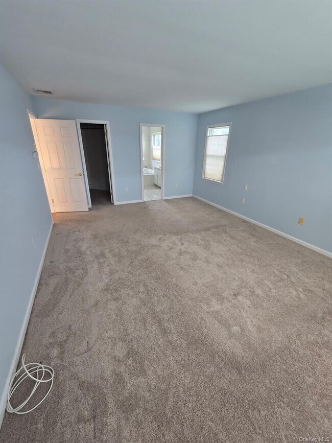 Building Photo - 54 Wilderness Dr