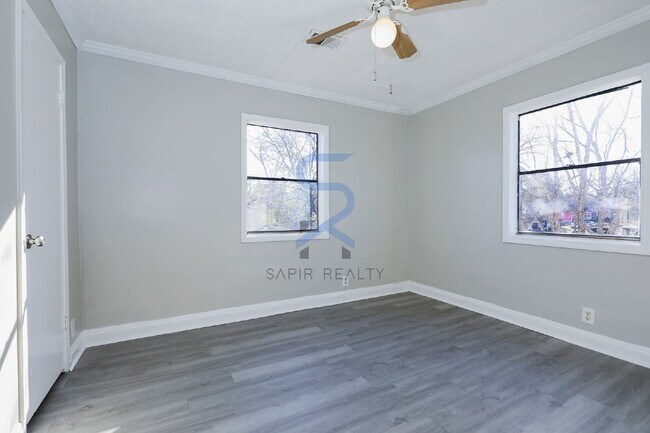 Building Photo - PRE-LEASING: Charming 2-Bedroom Urban Retreat in the Heart of Atlanta – Cozy 800 Sq Ft Gem!"