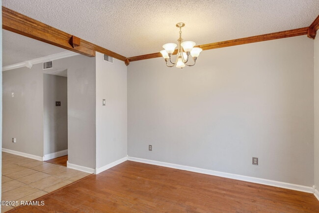 Building Photo - 209 Titan Dr