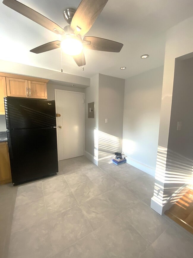 Building Photo - 4 O'Leary Way
