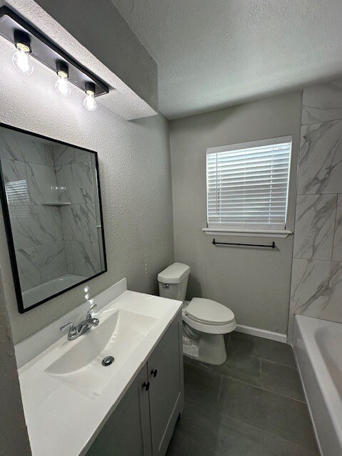 Building Photo - 201 W Campbell Dr